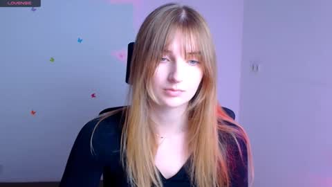 Snapshot of karla_flower chatting on 10-06-25, 11:29 Karla online show from 10-06-25, 11:29