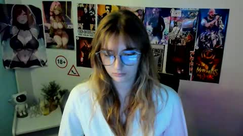 Snapshot of karla_flower chatting on 10-11-25, 06:34 Karla online show from 10-11-25, 06:34