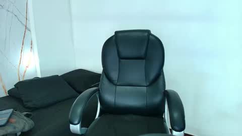 karla_hilton1 online show from 02-21-26, 12:17