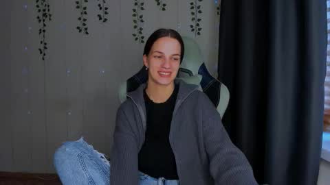 karla_lim online show from 10-15-25, 10:26