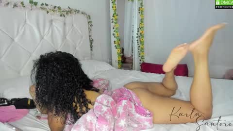 Karla Santoro online show from 09-19-25, 06:15