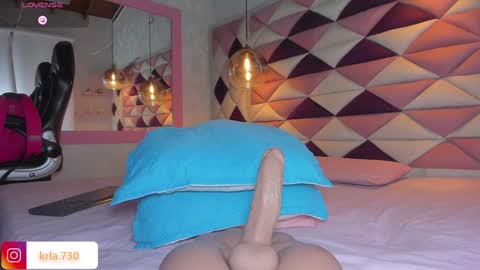 karolina  online show from 01-16-25, 03:23