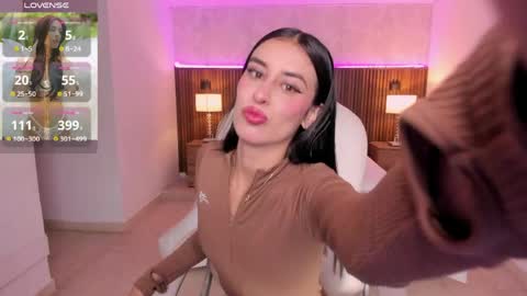 Karlaa  online show from 04-27-26, 11:08