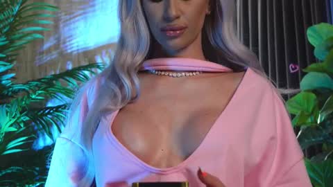 KarlaBart online show from 10-13-25, 07:58