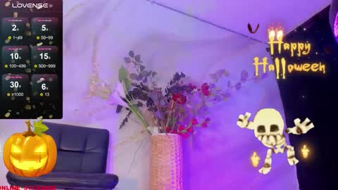 KARLA online show from 10-31-25, 01:45