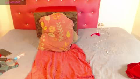 Snapshot of karlafreakk11 chatting on 01-12-25, 12:55 DAHIANA online show from 01-12-25, 12:55