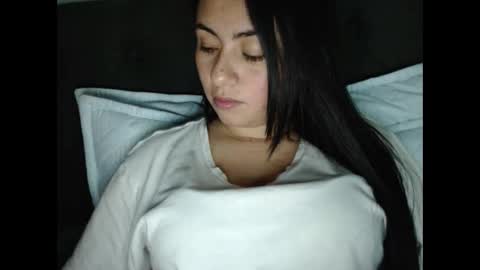 Karla Giraldo online show from 10-09-25, 04:10