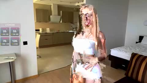 Olivia online show from 10-11-25, 10:25