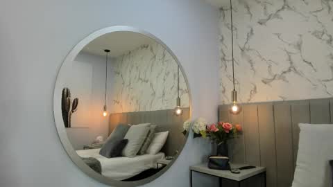 Snapshot of karlla_brown chatting on 10-14-25, 12:28 karlla_brown online show from 10-14-25, 12:28