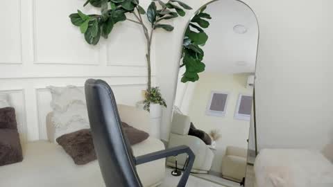 Snapshot of karlla_brown chatting on 11-21-25, 05:33 karlla_brown online show from 11-21-25, 05:33