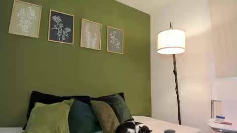 Karlye online show from 09-10-25, 04:18