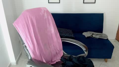 KARLYE online show from 12-15-24, 09:03