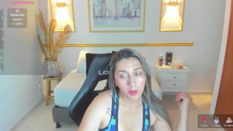 karlyy_ online show from 12-21-25, 07:10