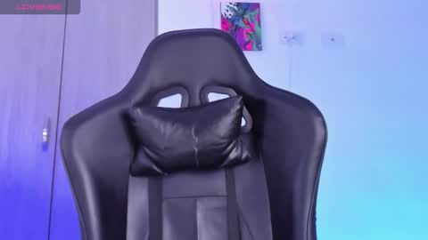 Snapshot of karodu chatting on 11-14-25, 02:54 Karo online show from 11-14-25, 02:54