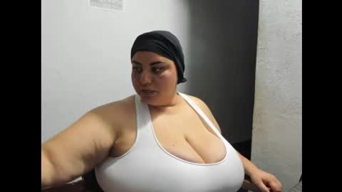 Karol online show from 04-15-26, 03:57