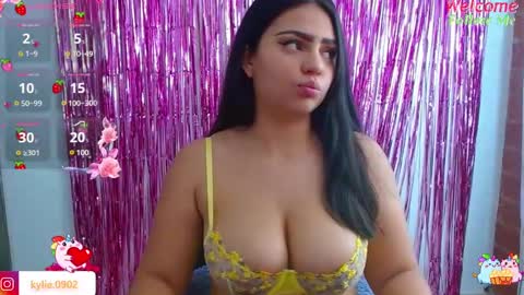 Snapshot of karol_09 chatting on 01-24-25, 04:37 karol 09 online show from 01-24-25, 04:37
