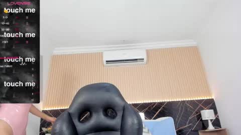Snapshot of karol_cortes chatting on 05-14-26, 12:01 karol_cortes online show from 05-14-26, 12:01
