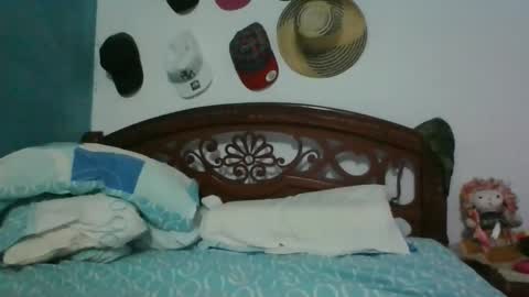 Snapshot of karol_gill chatting on 12-08-24, 12:51 Karol online show from 12-08-24, 12:51