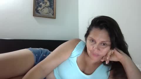 Snapshot of karol_gill chatting on 11-01-25, 04:47 Karol online show from 11-01-25, 04:47