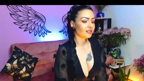 Karol Kenedy online show from 10-07-25, 06:32