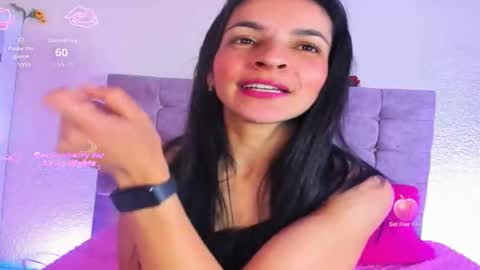 Karol online show from 11-11-25, 01:44