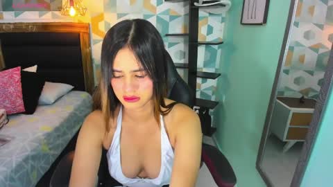 Snapshot of karolagrey chatting on 06-02-26, 12:40 karolagrey online show from 06-02-26, 12:40