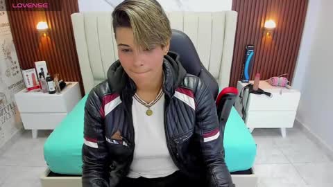 Karol and Luna online show from 03-08-25, 02:55