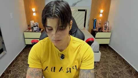 Karol and Luna online show from 11-14-25, 07:45