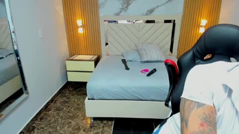 Karol and Luna online show from 04-07-26, 07:36