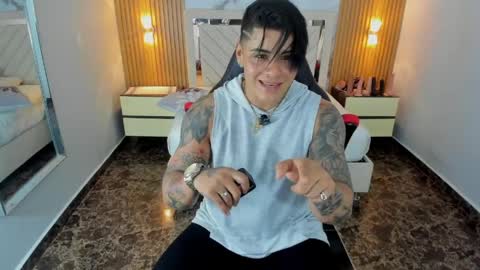 Karol and Luna online show from 05-26-26, 07:43