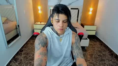 Karol and Luna online show from 06-10-26, 07:13