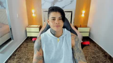 Karol and Luna online show from 06-22-26, 07:11