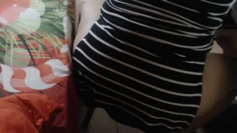 karolbb21 online show from 04-25-26, 01:41