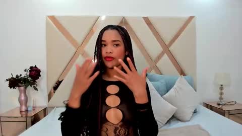 Snapshot of karolebonyy chatting on 02-15-26, 05:15 Karol online show from 02-15-26, 05:15