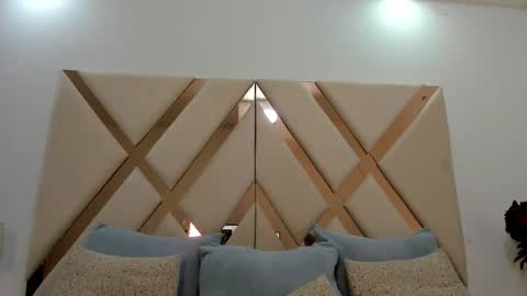 Snapshot of karolebonyy chatting on 02-27-26, 06:24 Karol online show from 02-27-26, 06:24