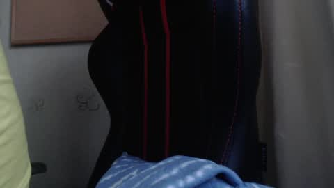 Snapshot of karolhorny96 chatting on 01-20-25, 02:36 Karol  online show from 01-20-25, 02:36