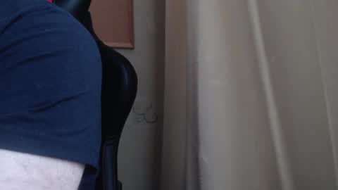 Snapshot of karolhorny96 chatting on 01-31-25, 12:40 Karol  online show from 01-31-25, 12:40