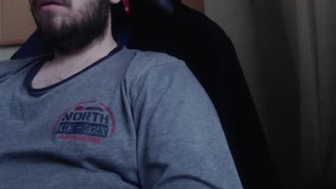 Snapshot of karolhorny96 chatting on 02-15-26, 07:51 Karol online show from 02-15-26, 07:51