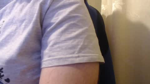 Snapshot of karolhorny96 chatting on 03-18-26, 05:49 Karol online show from 03-18-26, 05:49