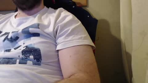 Snapshot of karolhorny96 chatting on 04-15-26, 09:59 Karol online show from 04-15-26, 09:59