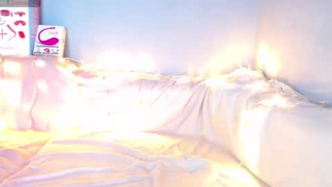 Kira online show from 01-10-25, 08:18