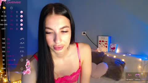 Kira online show from 04-17-26, 02:14