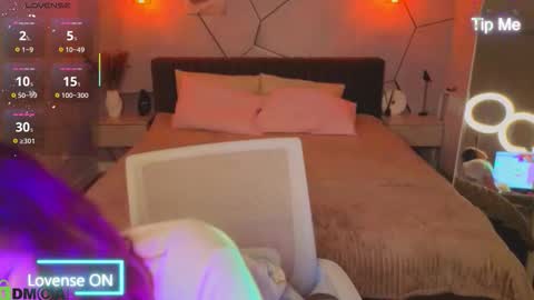 Karolina online show from 03-26-26, 03:56