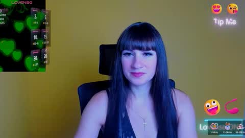Caroline online show from 10-09-25, 03:04