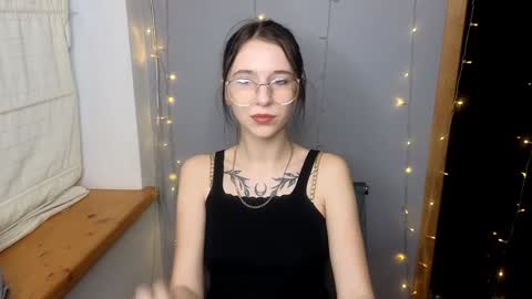 Karolina online show from 01-16-25, 06:56