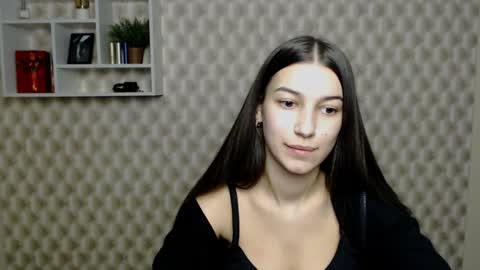 Snapshot of karolinamex_ chatting on 12-27-24, 10:37 Karolina online show from 12-27-24, 10:37