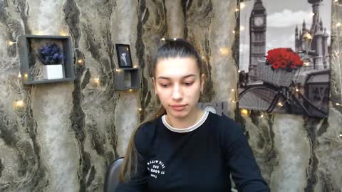 Snapshot of karolinamex_ chatting on 12-30-24, 09:59 Karolina online show from 12-30-24, 09:59
