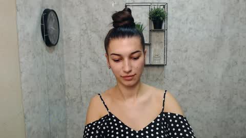 Snapshot of karolinamex_ chatting on 01-14-25, 01:28 Karolina online show from 01-14-25, 01:28