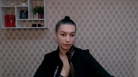 Snapshot of karolinamex_ chatting on 01-16-25, 10:10 Karolina online show from 01-16-25, 10:10