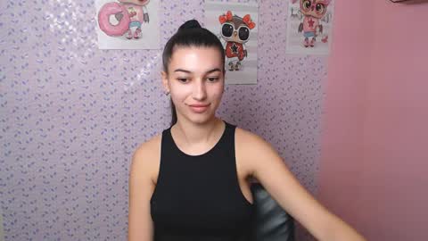 Snapshot of karolinamex_ chatting on 01-18-25, 07:38 Karolina online show from 01-18-25, 07:38
